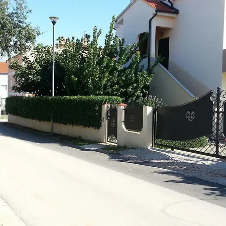 Apartments Poreč Exterior foto